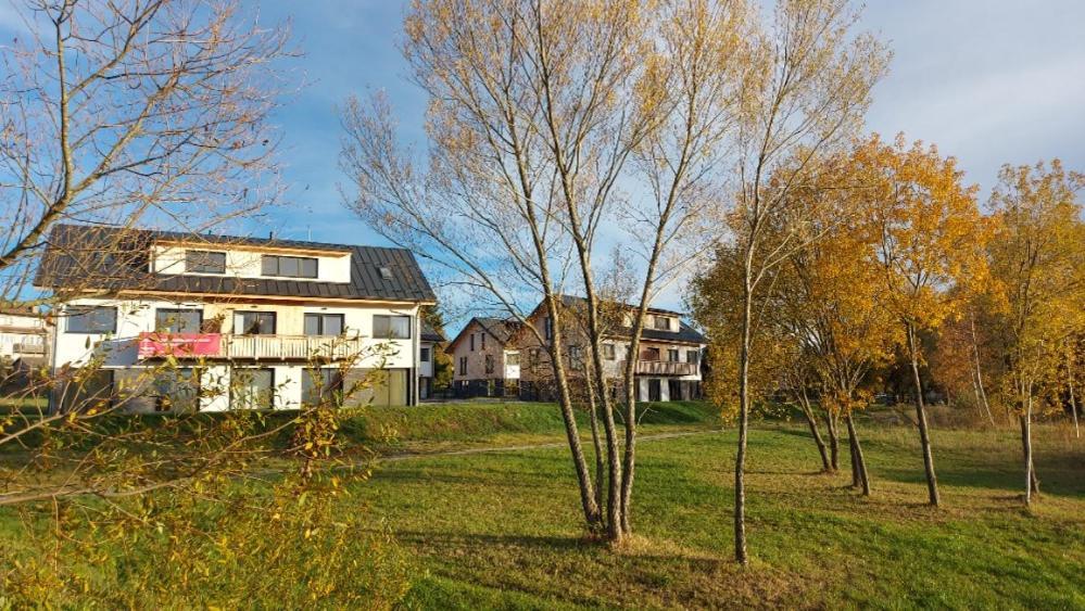 Lipno Apartments Bergmax, Ski Areal Lipno 16Min Dojezd - Resort Male Lipno S Terasou A Zahradkou, Parking Free Černá v Pošumaví Exterior foto